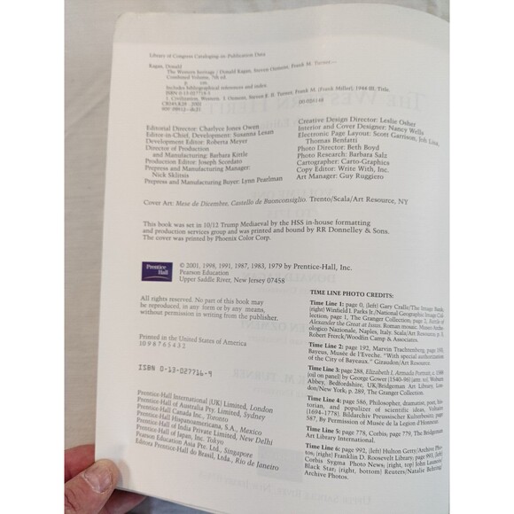 The Western Heritage, Volume I: To 1715 (7th Edition)-Prentice Hall 2001 - Picture 11 of 11